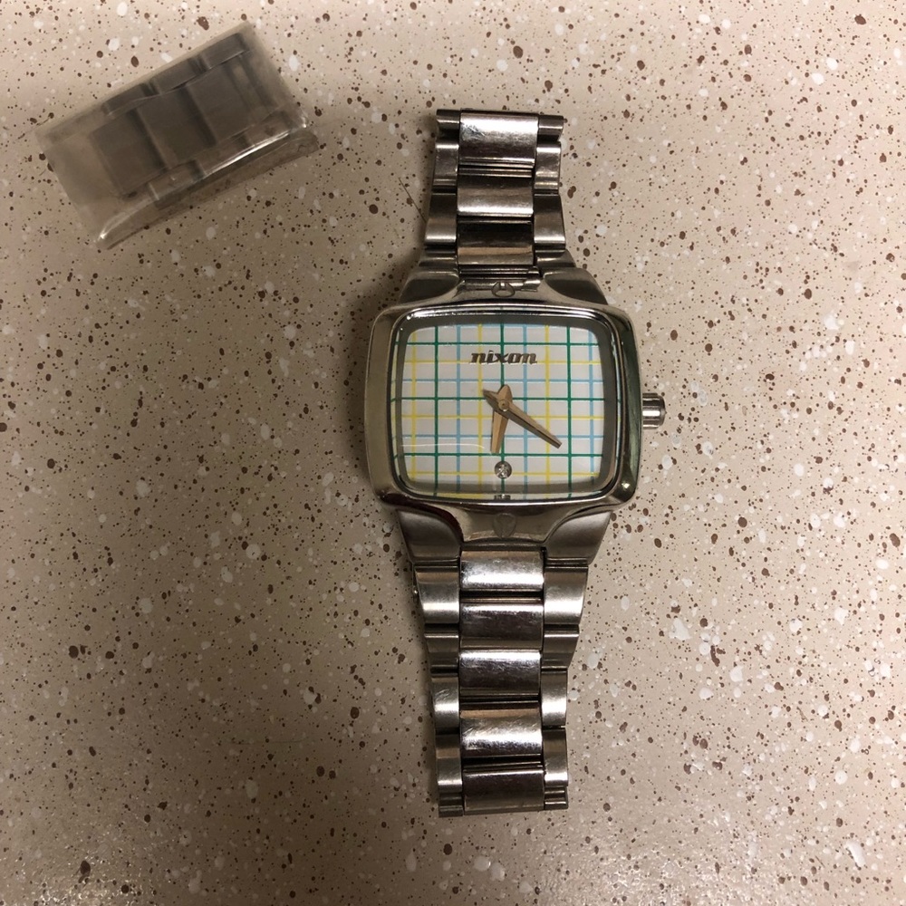Nixon watch